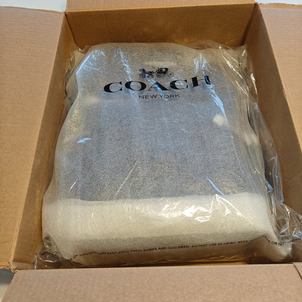 New in Original Packaging - COACH  Men’s TERRAIN ROLL TOP Backpack Black F24676 - Picture 9 of 10